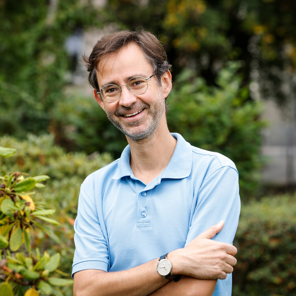 Dr. Michael Olszewski